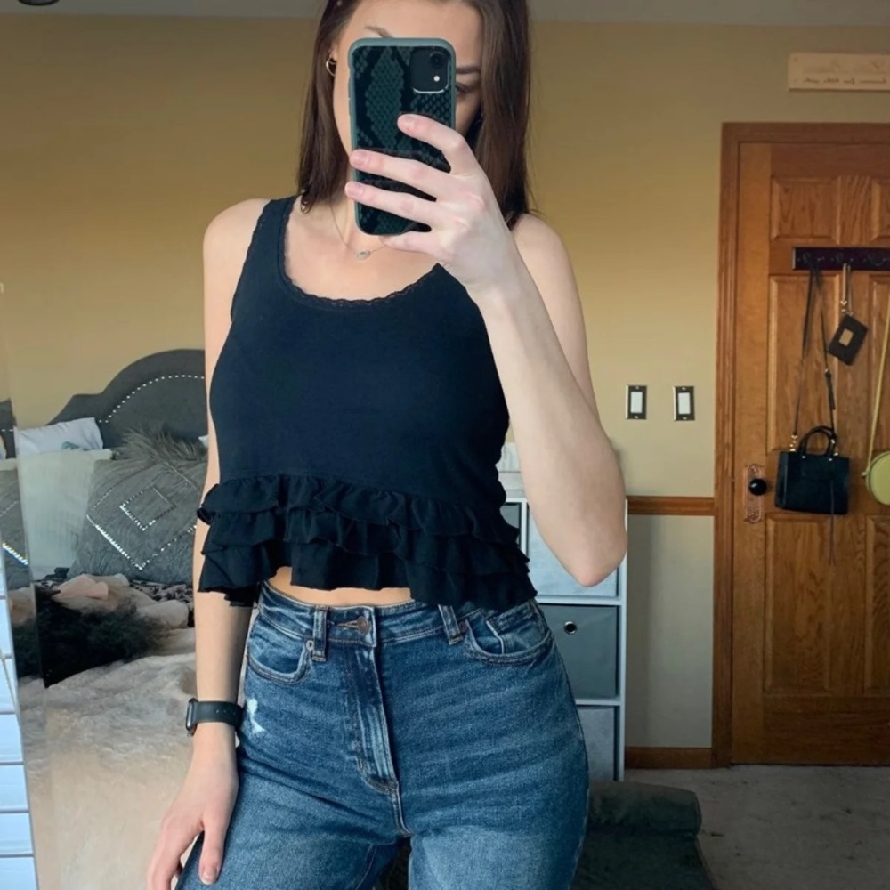 Hollister Cropped Ruffle Tank Top